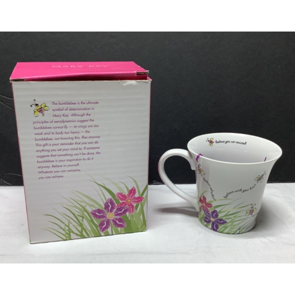 Mary Kay 12oz Bumble Bee BEELIEVE Coffee Tea Cup Mug Retired With Box